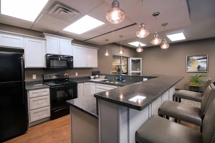 Coryell-Commons-Springfield-Missouri-55-Plus-Apartments-Amentities-Community-Kitchen