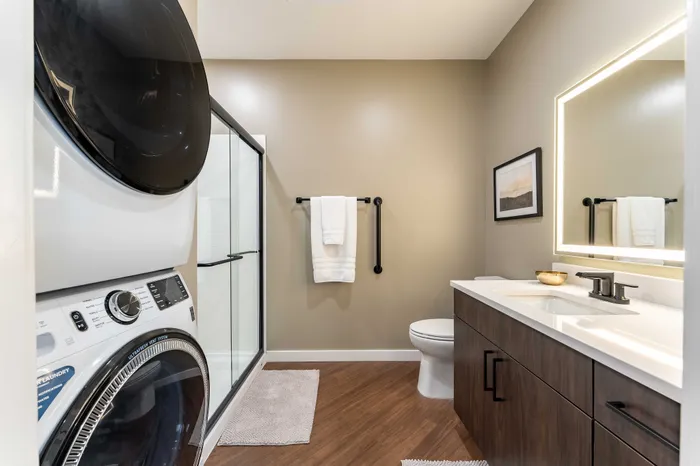 Heritage-Apartments-Springfield-Missouri-Garrison-Furnished-Two-Bed-Apartment-301-Bathroom-Washer-Dryer