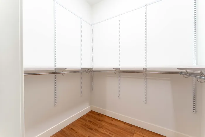 Township-28-Apartments-Springfield-Missouri-Building-H-Premium-Two-Bed-ADA-Unit-Primary-Closet