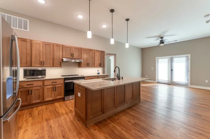 Township-28-Apartments-Springfield-Missouri-Building-H-Premium-Three-Bed-ADA-Unit-Kitchen-Entrance-View