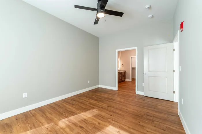 Township-28-Apartments-Springfield-Missouri-Building-H-Premium-Three-Bed-ADA-Unit-Primary-Bedroom-Bathroom-Entrance