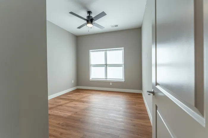 Township-28-Apartments-Springfield-Missouri-Building-H-Premium-Three-Bed-ADA-Unit-Second-Bedroom