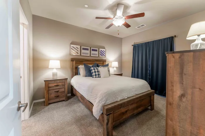 Veranda-Vistas-Apartments-Springfield-Missouri-Furnished-Two-Bedroom-Primary-Bedroom