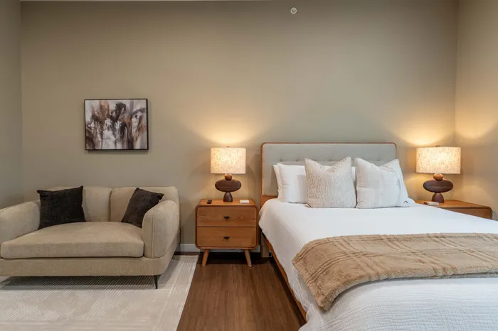Heritage-Luxury-Apartments-Springfield-Missouri-Furnished-Micro-Studio-509-Living-Space-And-Bed
