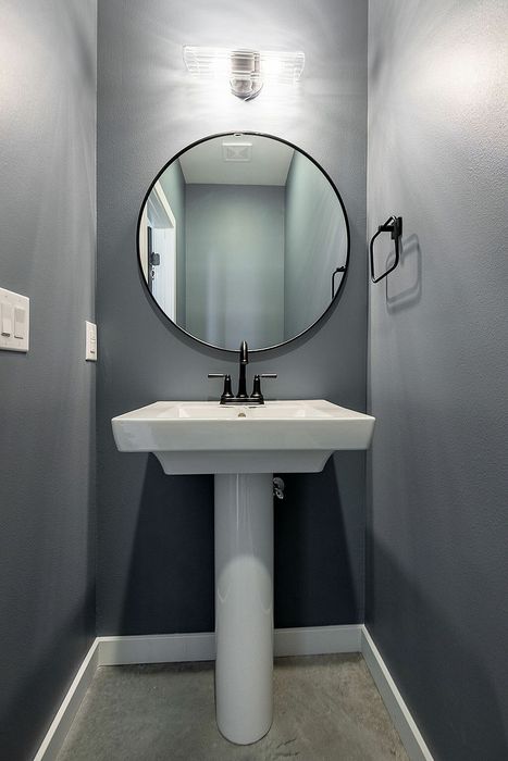 A2 Hudson Half Bath