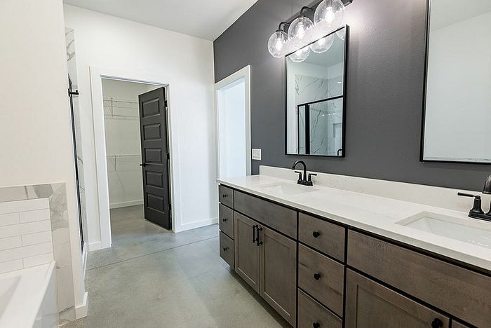 A2 Hudson Master Bath-2