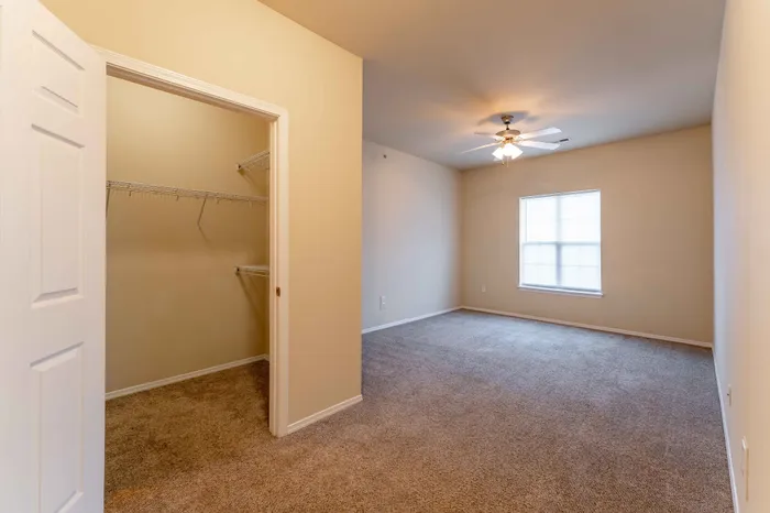 Coryell-Courts-Apartments-North-Springfield-Missouri-Off-I-44-Bedroom