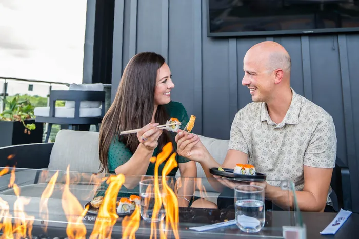 Heritage-Apartments-Springfield-Missouri-E-Battlefield-Rd-Sky-Deck-Fireplace