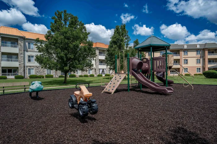 The-Abbey-Apartments-Springfield-Missouri-S-Fremont-Ave-Playground