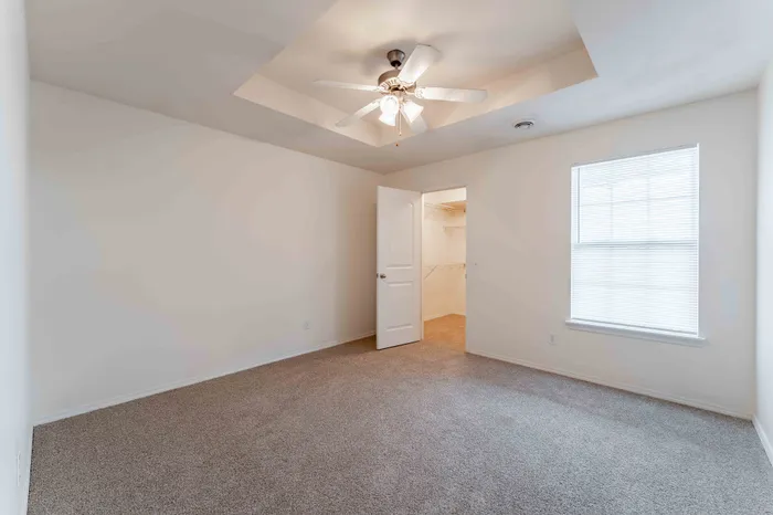 Battlefield-Park-Apartments-Springfield-Missouri-Two-Bedroom-Secondary-Bedroom-Entrance-View