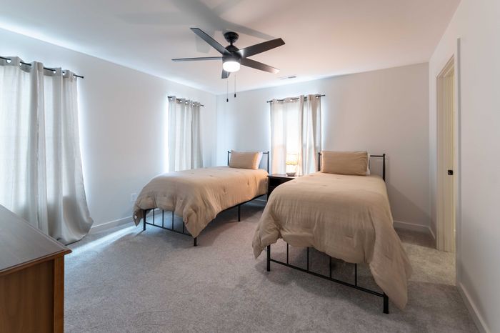 Owen-Silos-South-Springfield-Missouri-Furnished-Homes-The-Glasford-5741-Three-Bedroom-Third-Bedroom