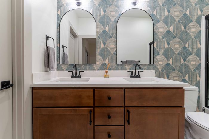 Owen-Silos-Subdivision-Southwest-Springfield-Missouri-Furnished-Homes-The-Hudson-Three-Bed-Bathroom