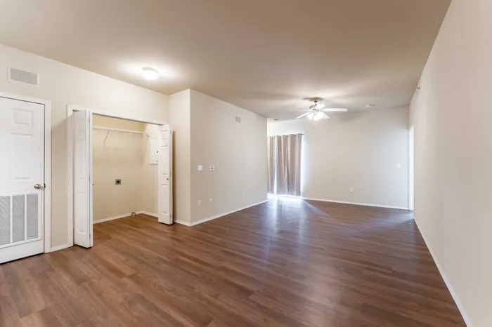 Coryell-Courts-Apartments-North-Springfield-Missouri-Two-Bedroom-Michelle-Phase-1-Living-Room