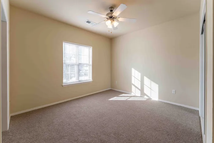 Coryell-Courts-Apartments-North-Springfield-Missouri-Two-Bedroom-Michelle-Phase-1-Primary-Bedroom