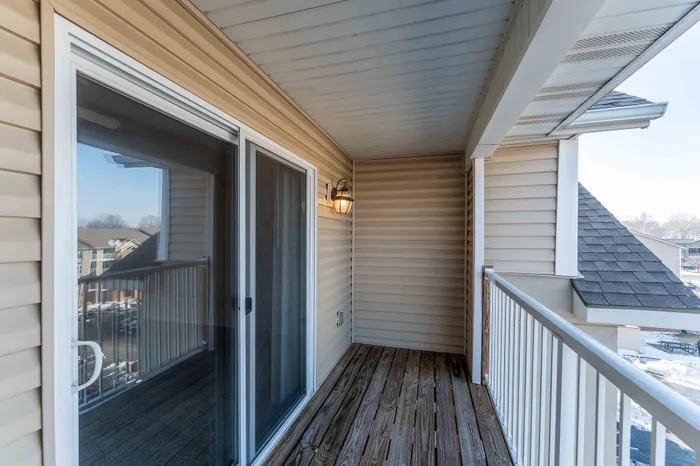 Coryell-Crossing-Apartments-For-Rent-Springfield-Missouri-Three-Bedroom-Patio