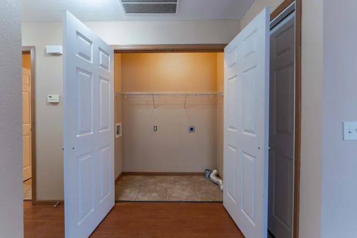 Oakwood-Heights-Townhomes-For-Rent-Republic-Missouri-Phase-1-One-Bedroom-Washer-Dryer-Connections