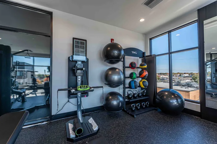 Heritage-Apartments-Springfield-Missouri-Amenities-Fitness-Center-Medicine-Balls