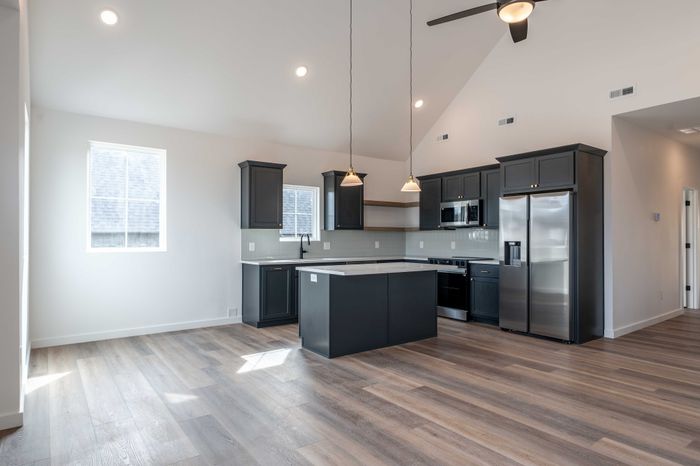 Owen-Silos-Subdivision-Luxury-Homes-South-Springfield-Missouri-Two-Bedroom-Rue-Unit-5683-Kitchen-And-Dining