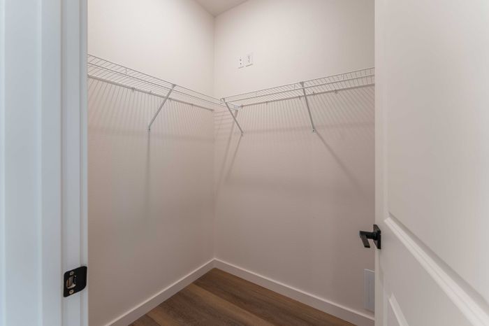 Owen-Silos-Subdivision-Luxury-Homes-South-Springfield-Missouri-Two-Bedroom-Anderson-Unit-5709-Primary-Bedroom-Closet