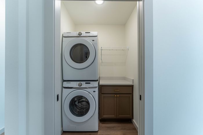 Owen-Silos-Subdivision-Luxury-Homes-South-Springfield-Missouri-Two-Bedroom-Sable-Unit-5717-Washer-And-Dryer