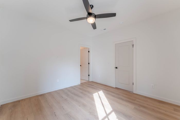 Owen-Silos-Subdivision-Luxury-Homes-South-Springfield-Missouri-Four-Bedroom-Cambridge-Unit-5765-Primary-Bedroom-Entrance