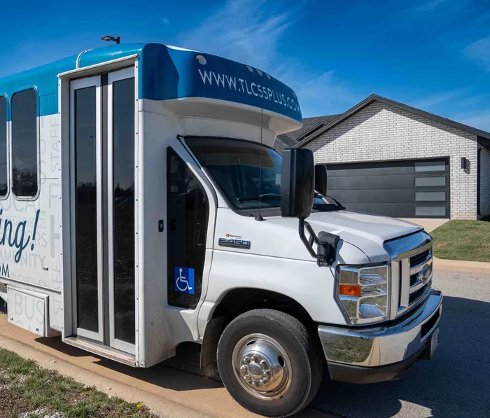 TLC-Properties-Springfield-Missouri-Apartments-For-Rent-Amenity-Shuttle-Bus-Entrance