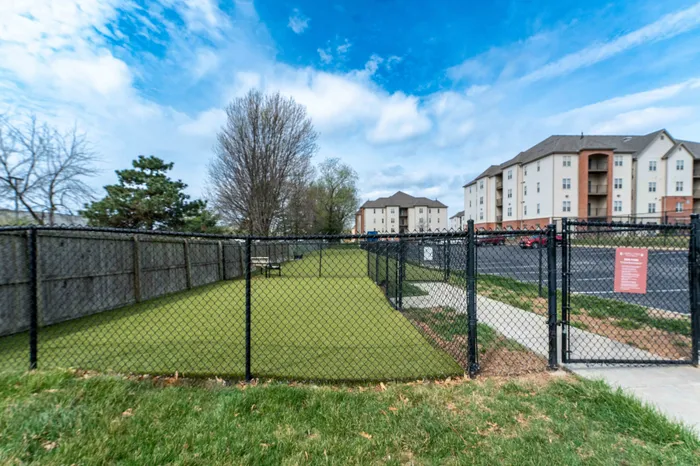 Coryell-Courts-Apartments-North-Springfield-Missouri-Amenities-Pet-Friendly-Dog-Park-Entrance