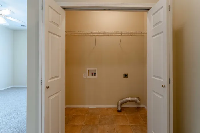 Coryell-Courts-Apartments-North-Springfield-Missouri-Studio-Olivia-Phase-Two-Washer-Dryer-Connections