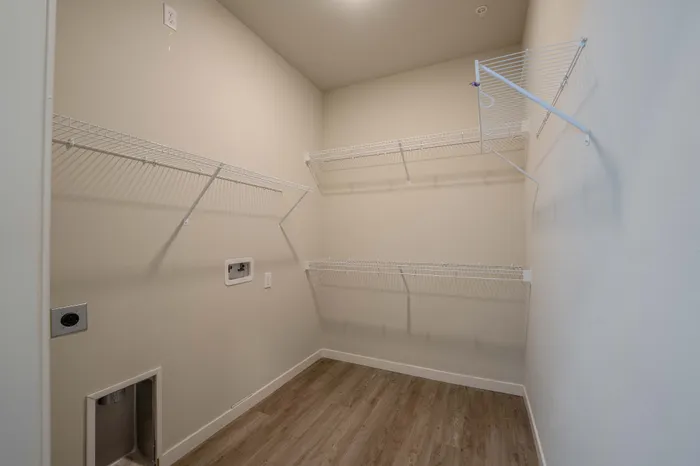 Monarch-Apartments-Springfield-Missouri-One-Bedroom-A-Closet