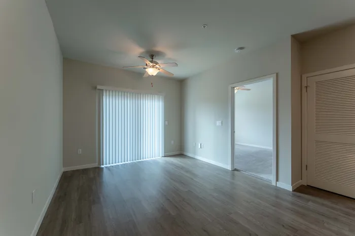 Monarch-Apartments-Springfield-Missouri-One-Bedroom-A-Living-Room