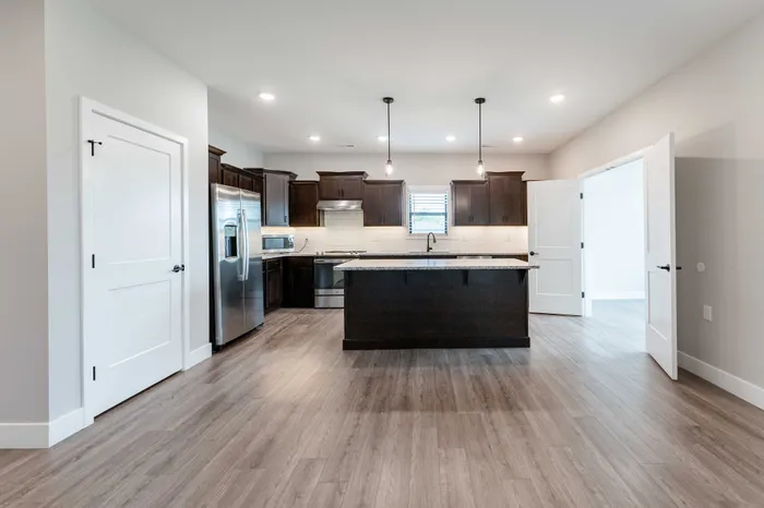 Villas-At-Anthony-Park-55-Plus-South-Springfield-Missouri-Three-Bedroom-Home-Kitchen