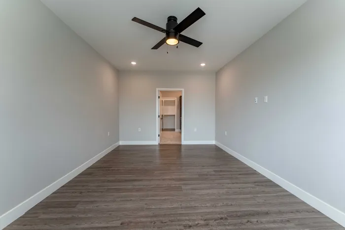 Villas-At-Anthony-Park-55-Plus-South-Springfield-Missouri-Three-Bedroom-Home-Primary-Bedroom-Bathroom-Entrance