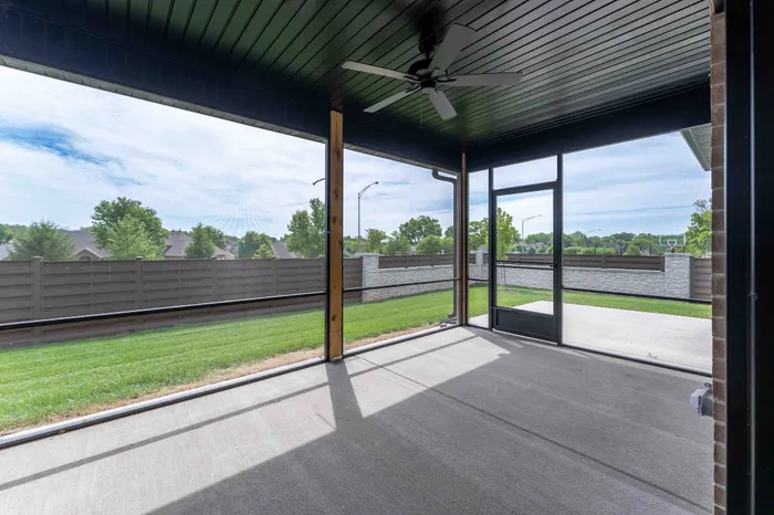 Villas-At-Anthony-Park-55-Plus-South-Springfield-Missouri-Three-Bedroom-Home-Screened-In-Patio-Backyard-View