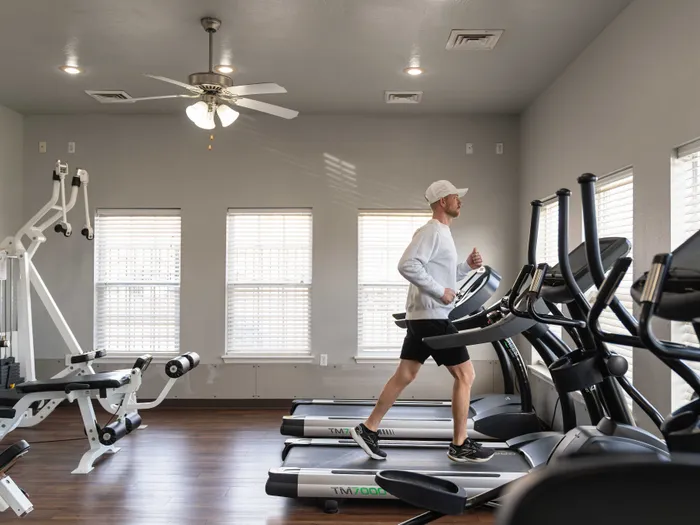 Coryell-Crossing-Apartments-Springfield-Missouri-Amenities-Fully-Equipped-Gym