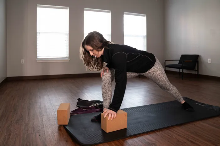 Coryell-Crossing-Apartments-Springfield-Missouri-W-Sunshine-St-Yoga-Studio