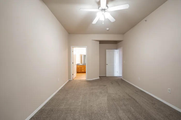The-Abbey-Apartments-Springfield-Missouri-Three-Bedroom-Deluxe-Primary-Bedroom-Entrance