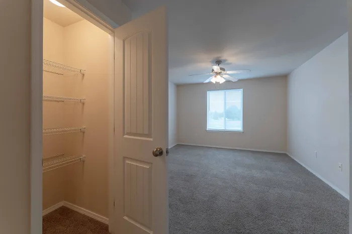 The-Abbey-Apartments-Springfield-Missouri-Three-Bedroom-Premium-Third-Bedroom-Entrance-And-Linen-Closet