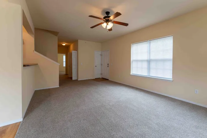 Martin-Riley-Apartment-Homes-Springfield-Missouri-Three-Bedroom-Living-Room-Front-Door
