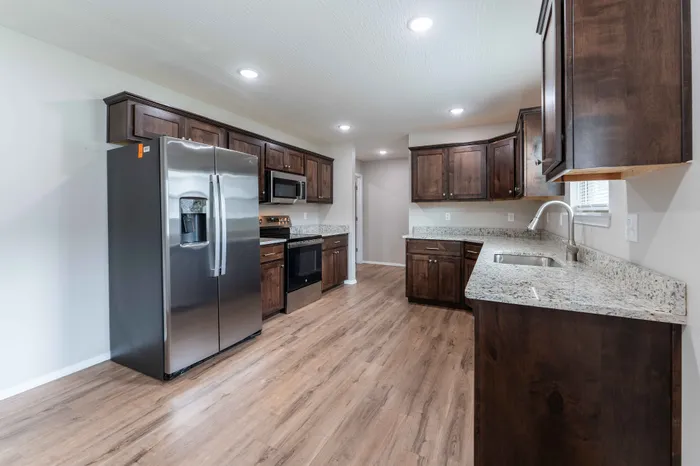 Oakwood-Heights-Townhomes-For-Rent-Republic-Missouri-Phase-2-Three-Bedroom-Unit-602-Kitchen-View-From-Dining-Space
