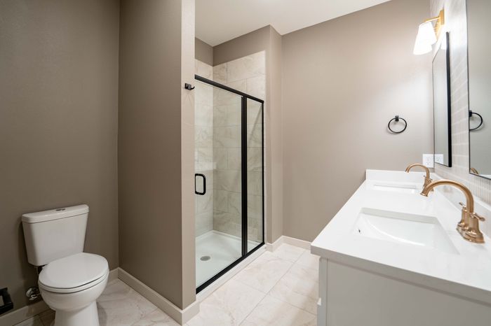 Owen-Silos-Subdivision-South-Springfield-Missouri-The-Watts-5731-Two-Bedroom-Home-Primary-Bathroom