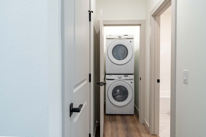 Owen-Silos-Subdivision-South-Springfield-Missouri-The-Watts-5731-Two-Bedroom-Home-Laundry-Space