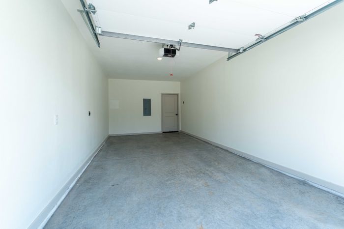 Owen-Silos-Subdivision-South-Springfield-Missouri-The-Watts-5731-Two-Bedroom-Home-Garage-Interior-View