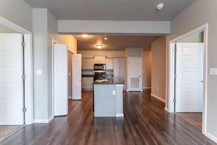 Coryell-Commons-55-Plus-Apartments-Springfield-Missouri-Two-Bedroom-Kitchen-Island