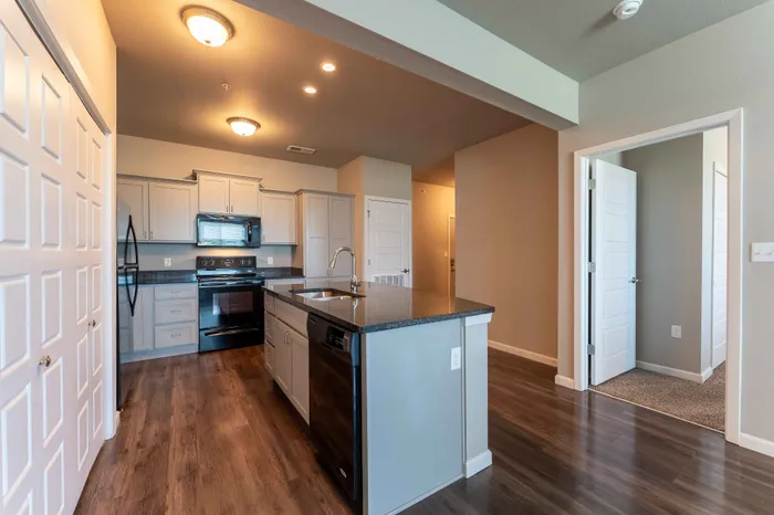 Coryell-Commons-55-Plus-Apartments-Springfield-Missouri-Two-Bedroom-Kitchen