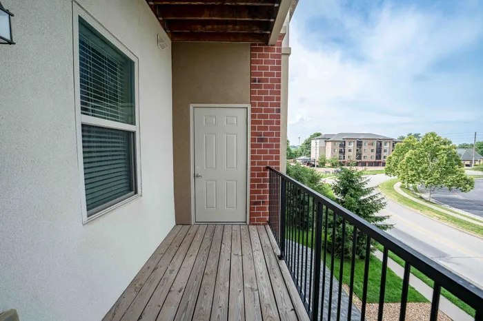 Coryell-Commons-55-Plus-Apartments-Springfield-Missouri-Two-Bedroom-Balcony-Storage
