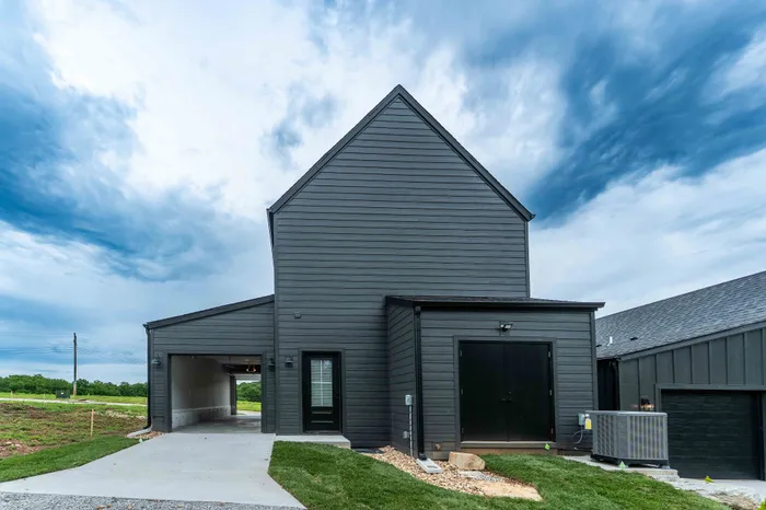 Owen-Silos-Subdivision-Springfield-Missouri-Brooks-Four-Bedroom-Back-Exteriors