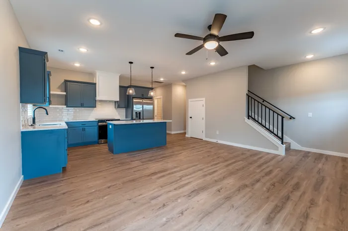 Owen-Silos-Subdivision-Springfield-Missouri-Brooks-Four-Bedroom-Living-Room-Kitchen-Open-Layout