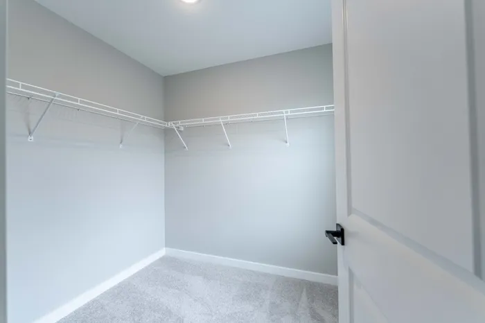 Owen-Silos-Subdivision-Springfield-Missouri-Brooks-Four-Bedroom-Second-Bedroom-Closet