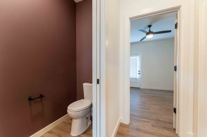 Owen-Silos-Subdivision-Springfield-Missouri-Glasford-Four-Bedroom-Downstairs-Half-Bathroom