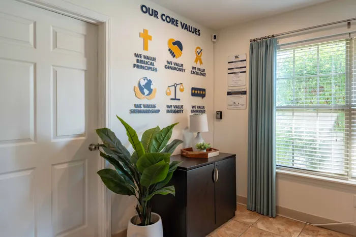 Coryell-Courts-Apartments-Springfield-Missouri-Leasing-Office-Core-Values